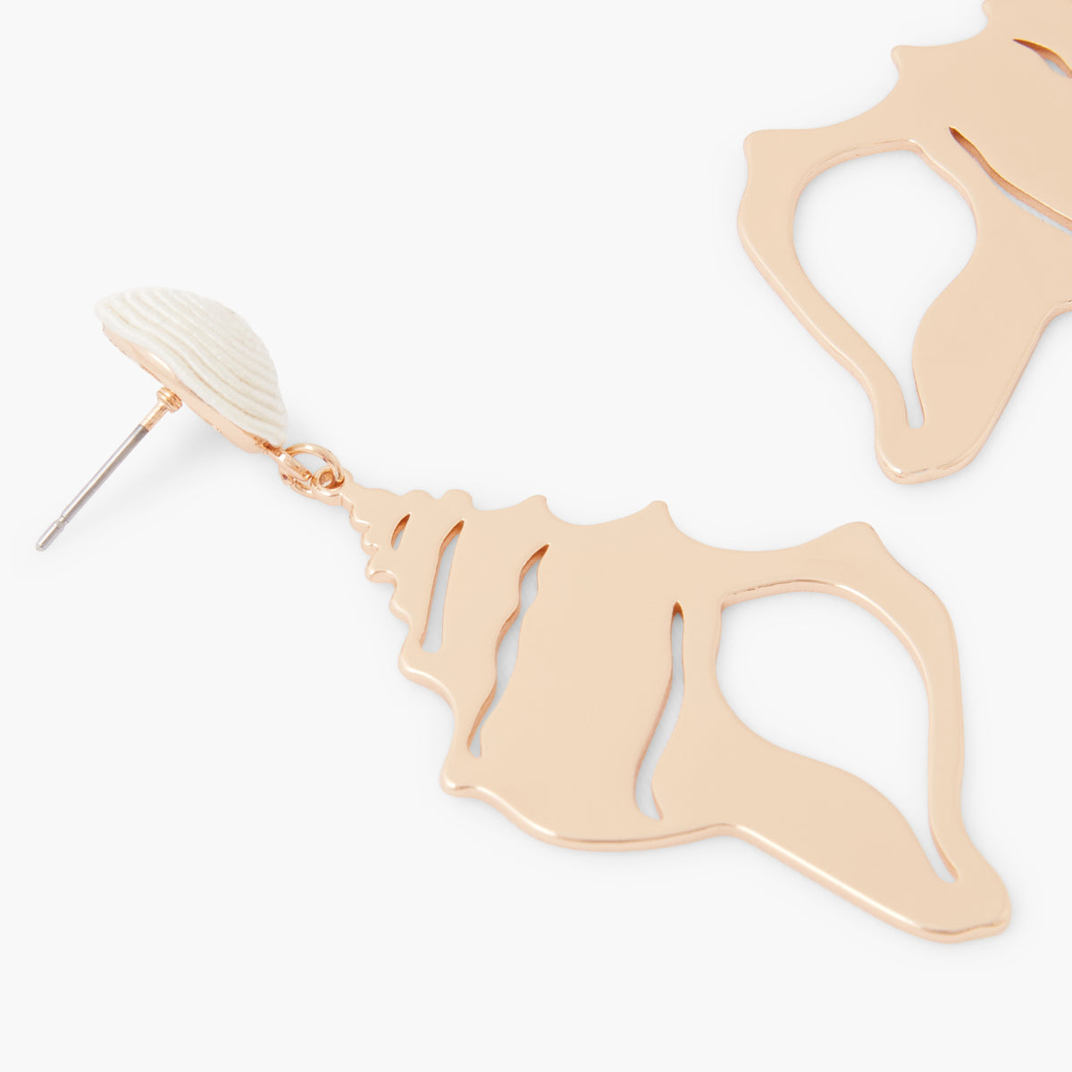 Boucles d'oreilles coquillages dorés