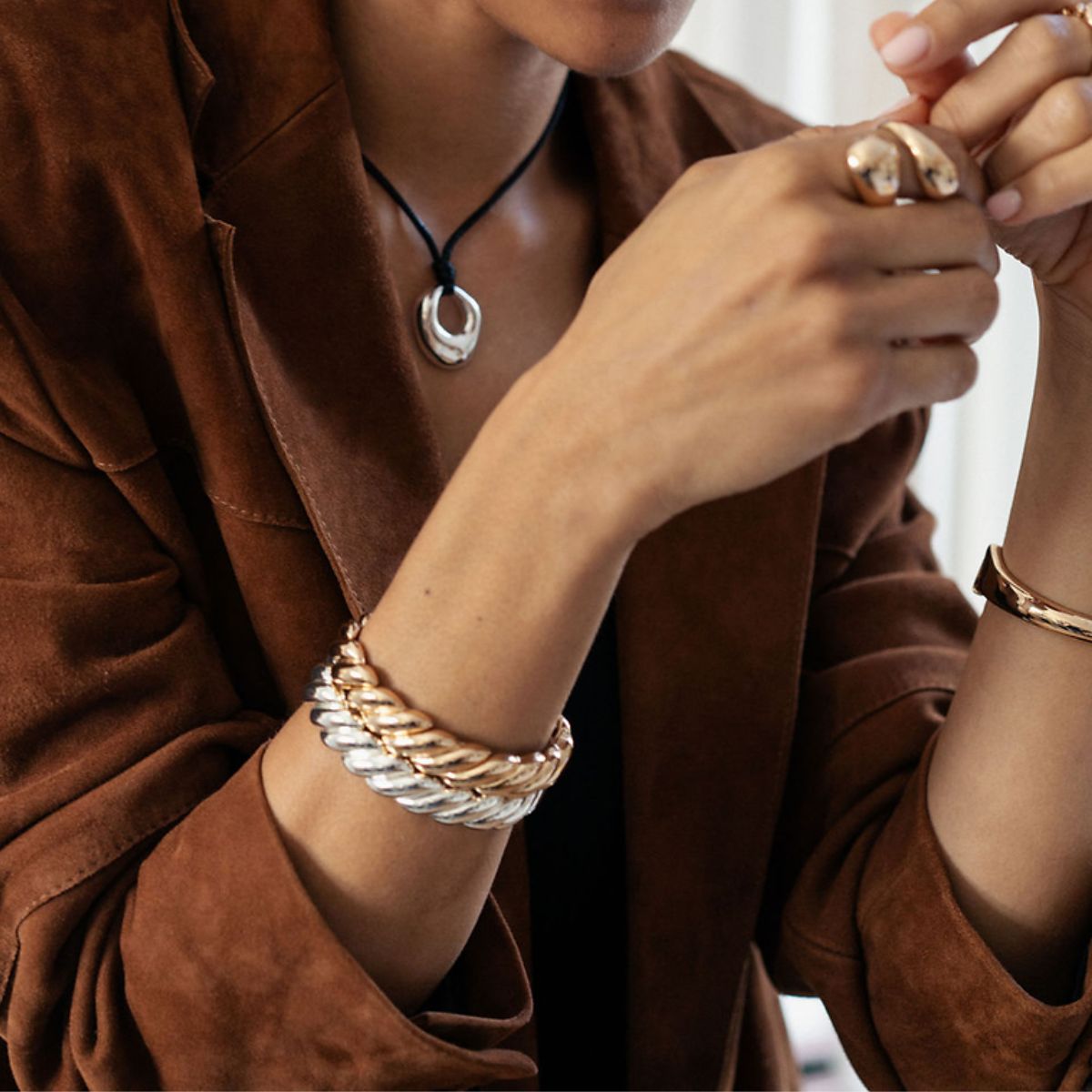 Bracelet élastique torsadé doré