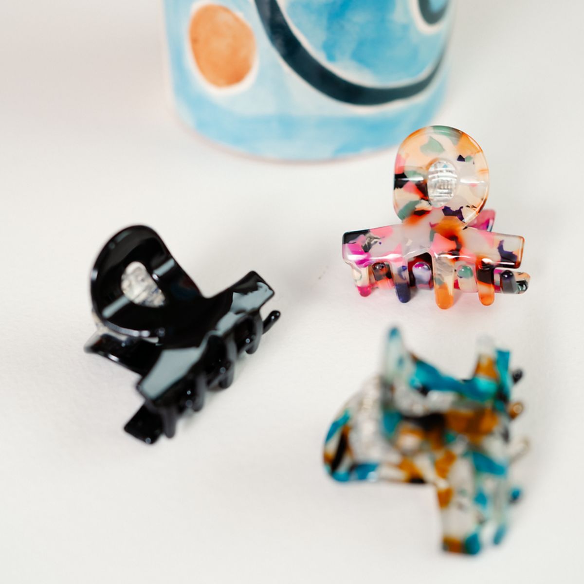 Set de 3 mini pinces crabes multicolores