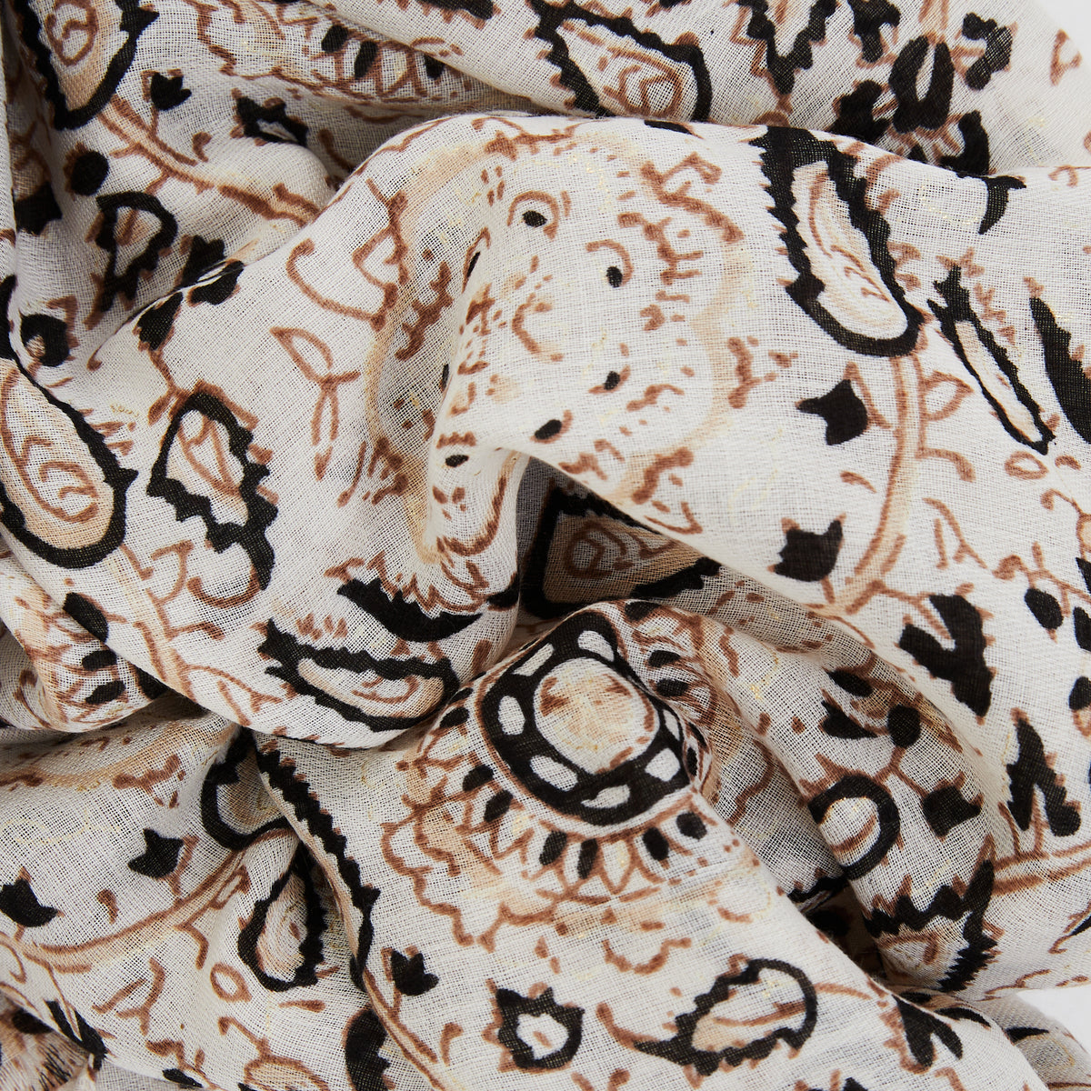 Foulard motif paisley et foil