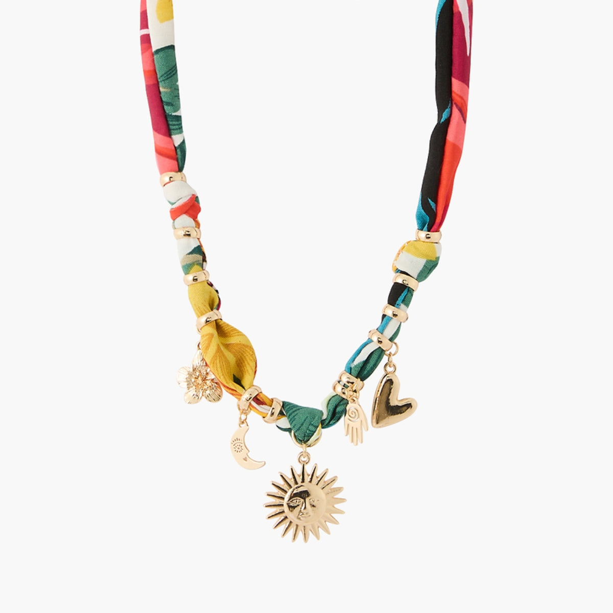 Collier en tissu avec breloques soleil