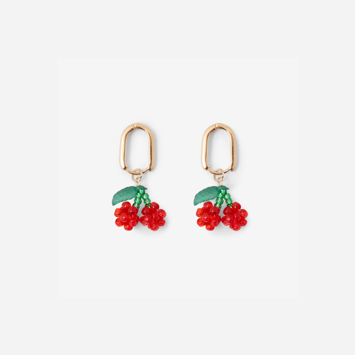 Petites créoles cerises perles de rocaille