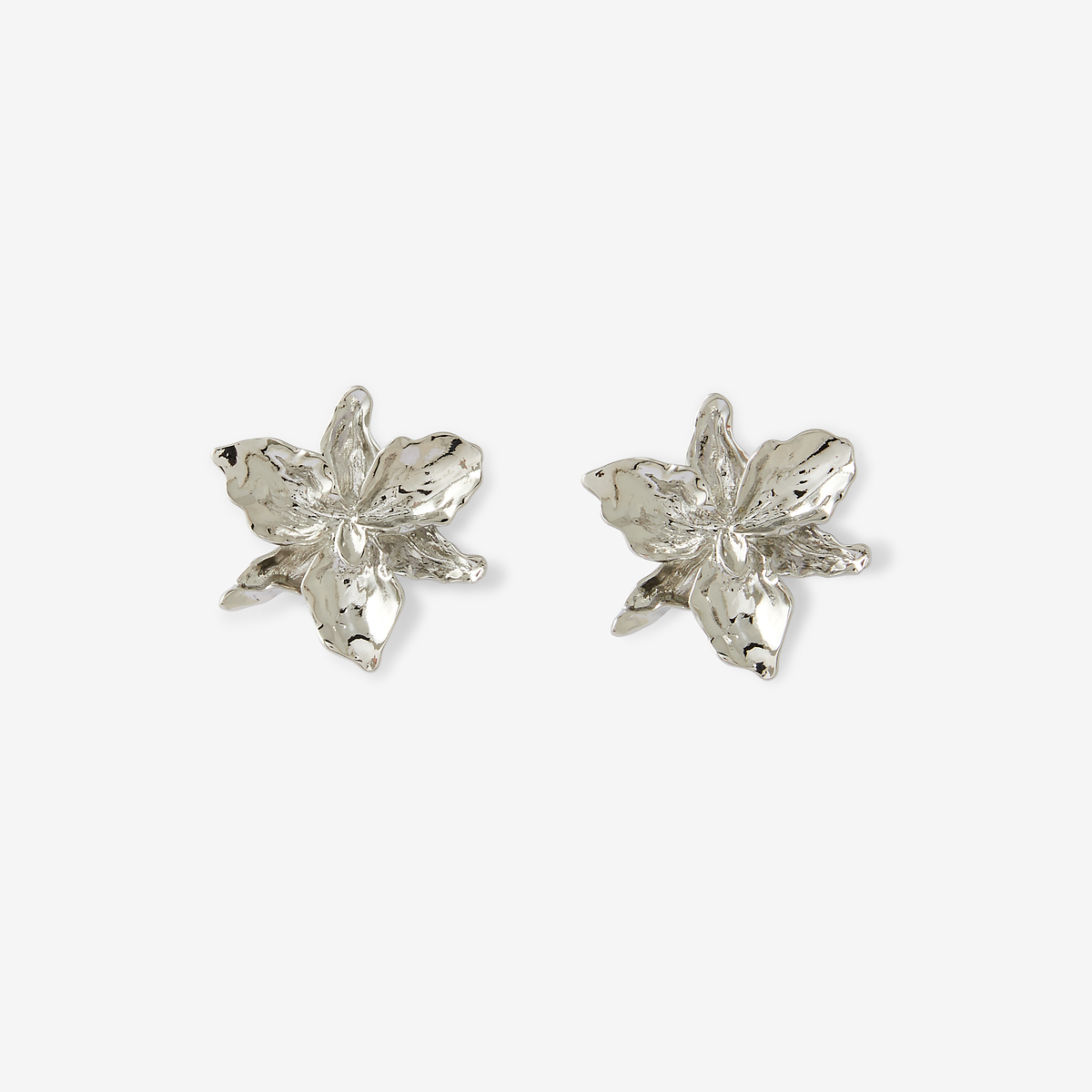 Boucles d'oreilles fleur argentées