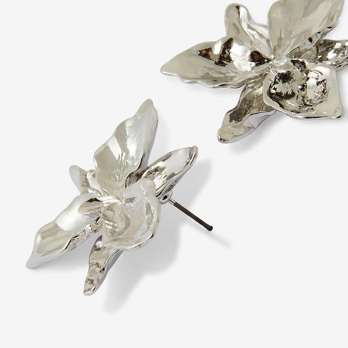 Boucles d'oreilles fleur argentées