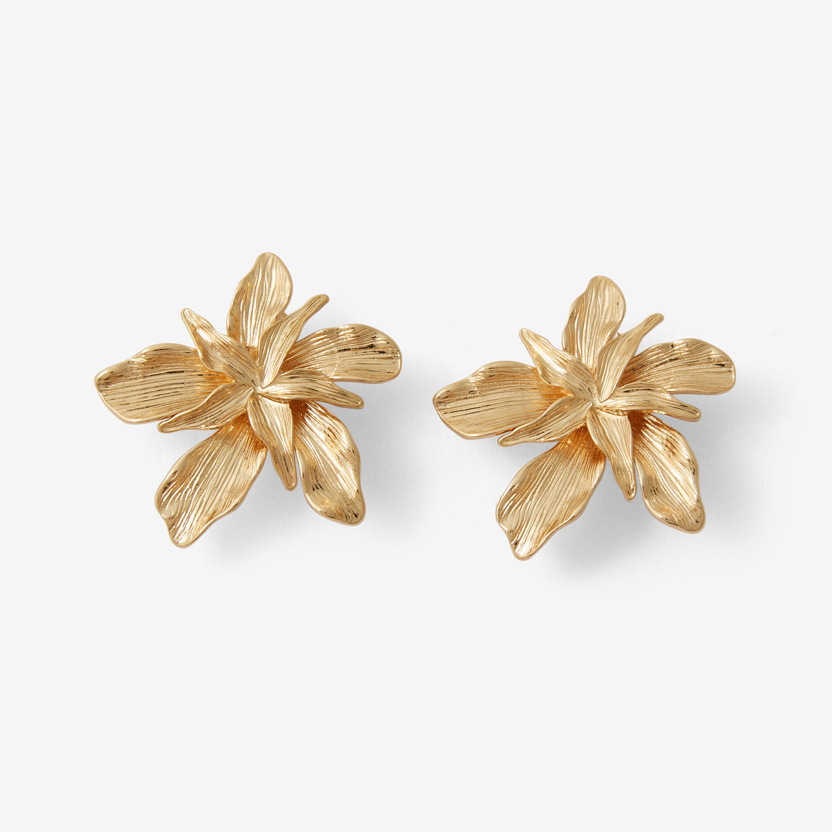 Boucles d’oreilles à clips fleurs en métal doré