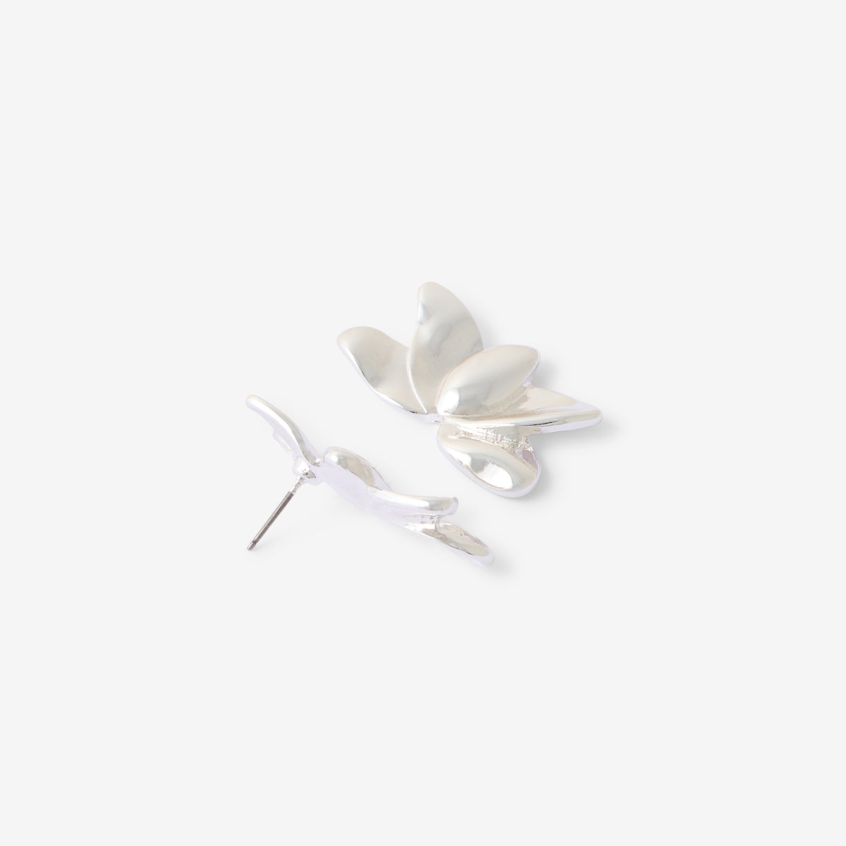 Boucles d’oreilles demi-feuilles argentées