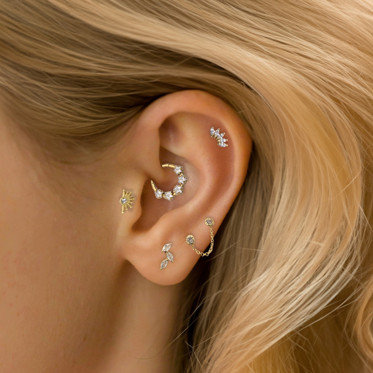 Puces d'oreilles strass avec chaine- argent garanti 925