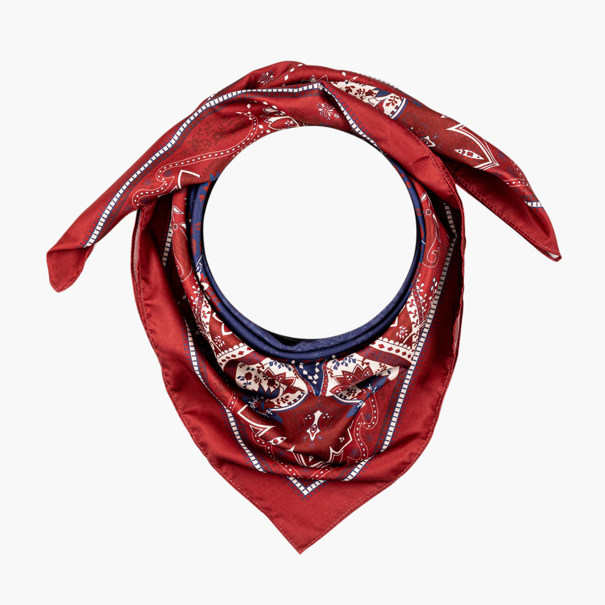 Foulard carré rouge et bleu à motifs