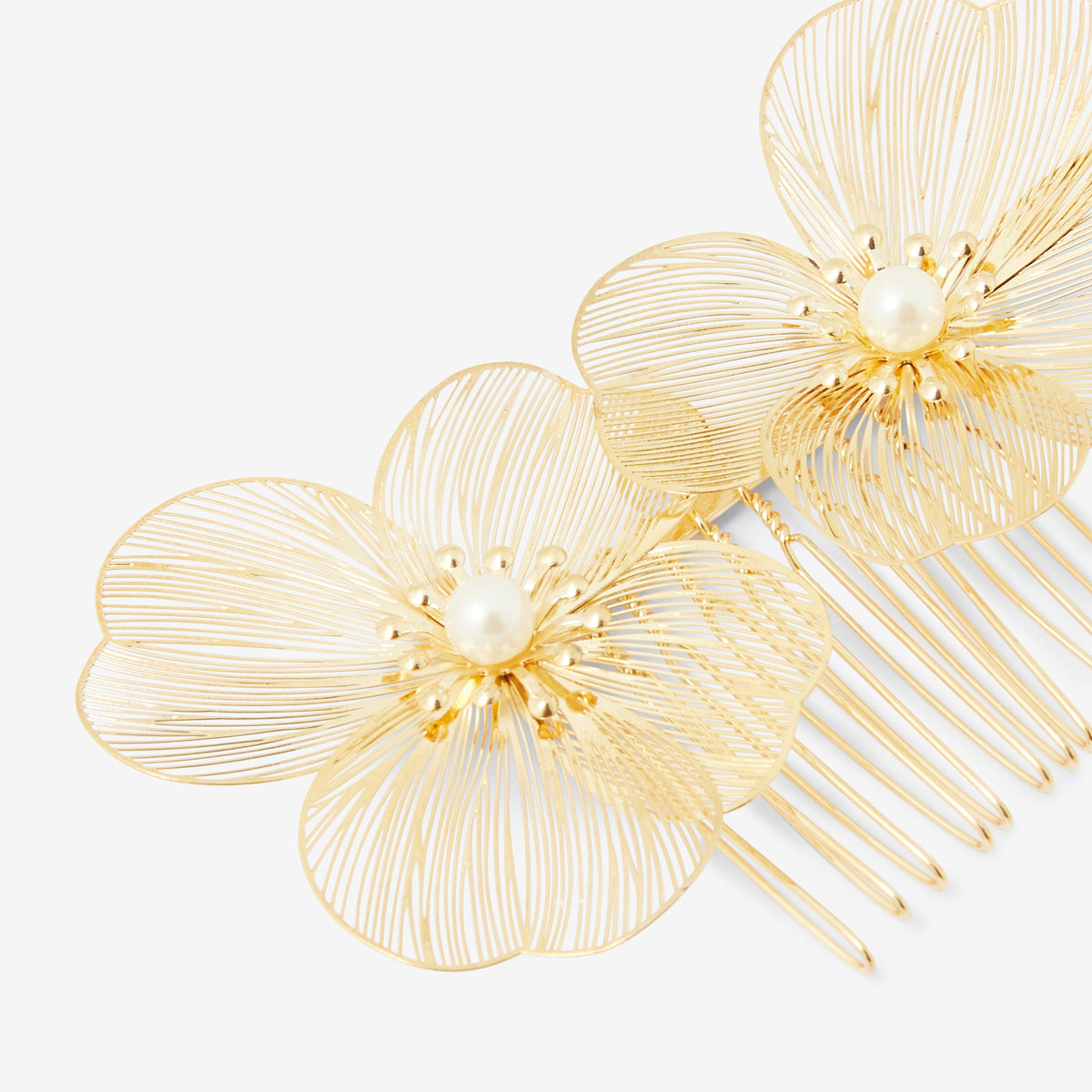 Peigne à cheveux cérémonie fleurs en filigrane doré