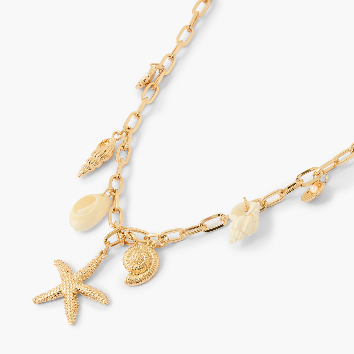 Collier chaine breloques coquillages et étoile de mer