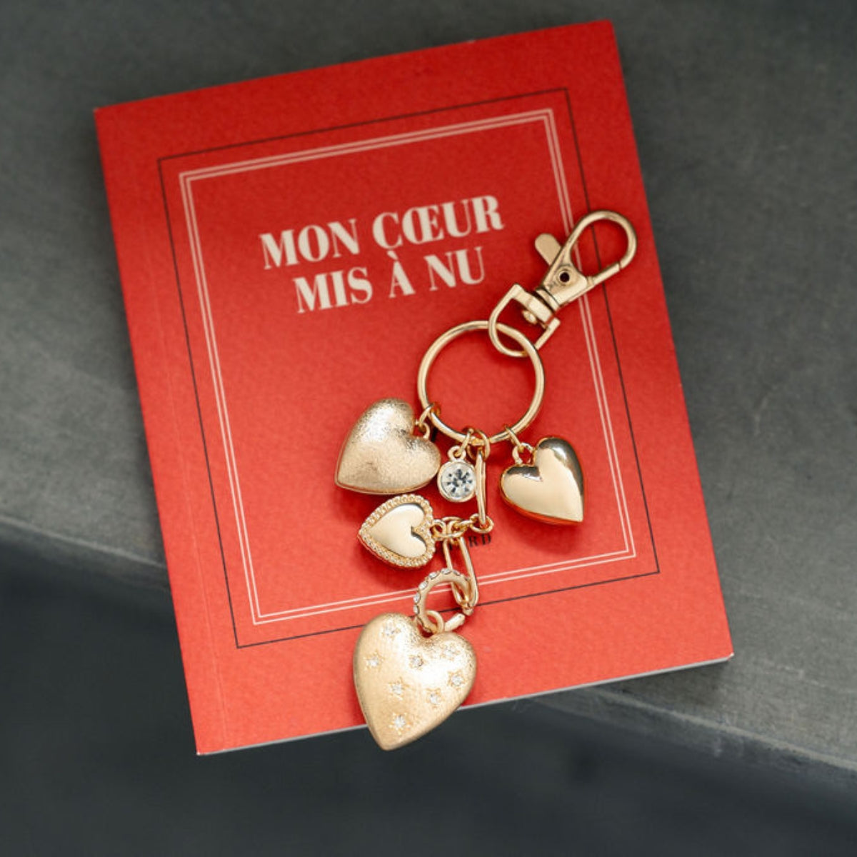 Porte-clés pendentifs cœurs dorés