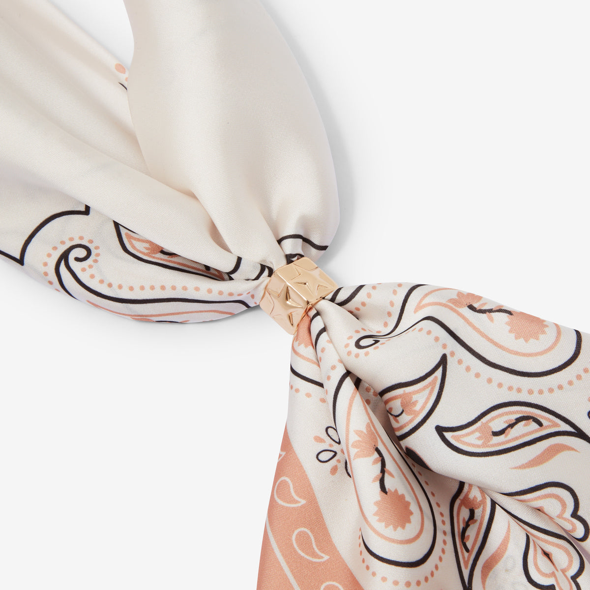 Collier foulard à motif beige avec bague