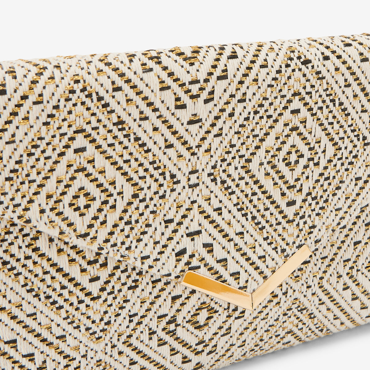 Pochette effet paille à motif géométrique écru
