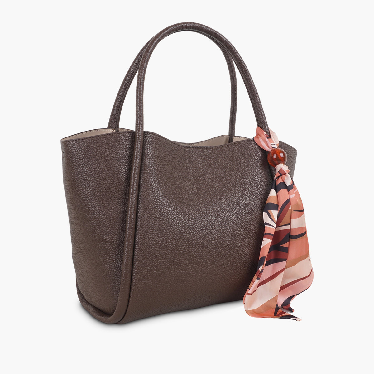 Cabas marron avec foulard