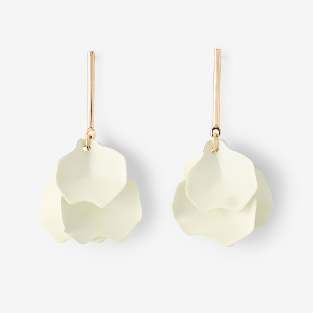 Boucles d'oreilles pendantes pétales ivoires