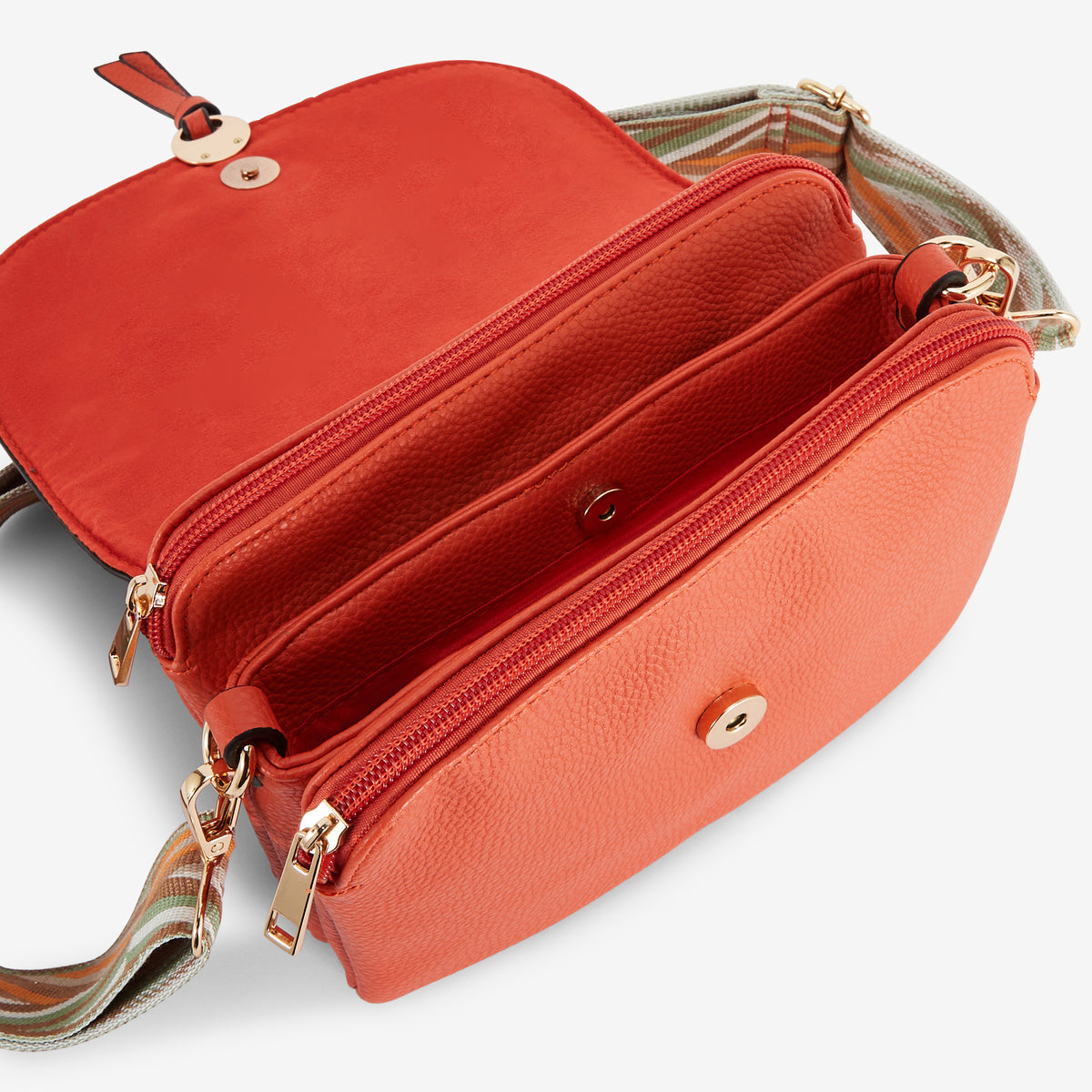 Petit sac orange avec bandoulière à motif géométrique