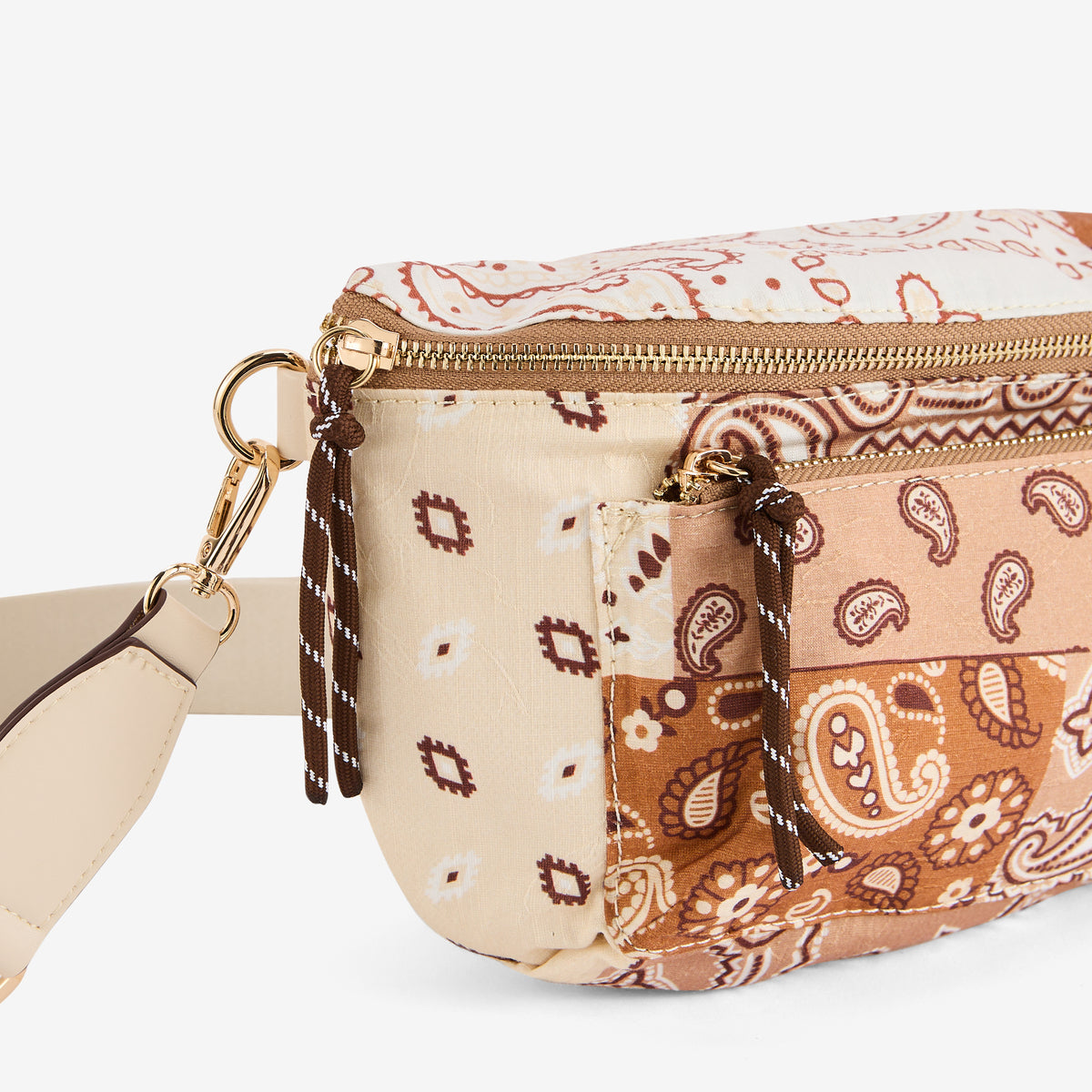 Sac banane patchwork à motif bandana et paisley