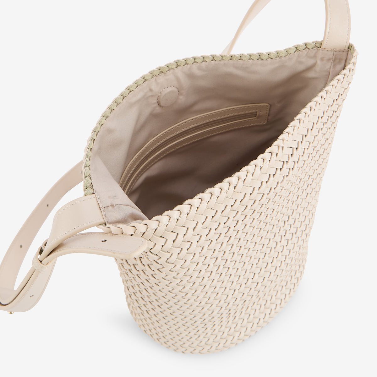 Sac seau tressé écru