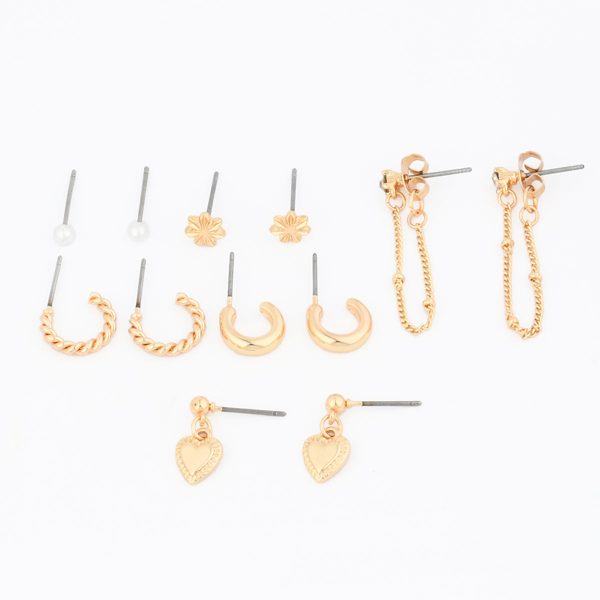 Set x6 paires de boucles d'oreilles et 1 earcuff