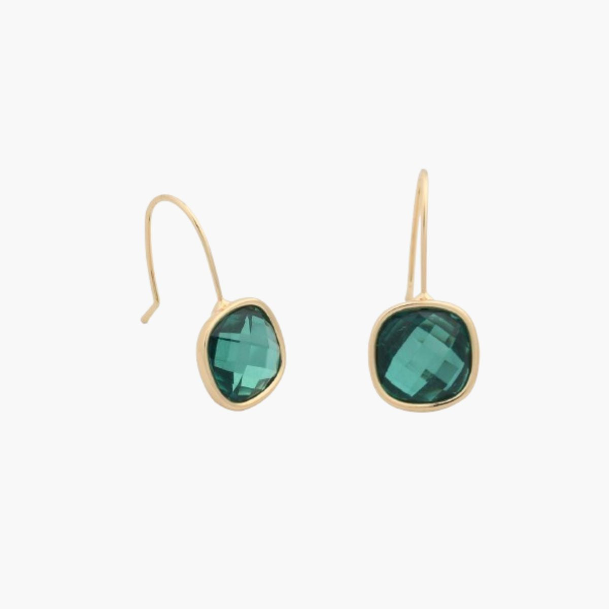 Boucles d’oreilles pierre verte facettée