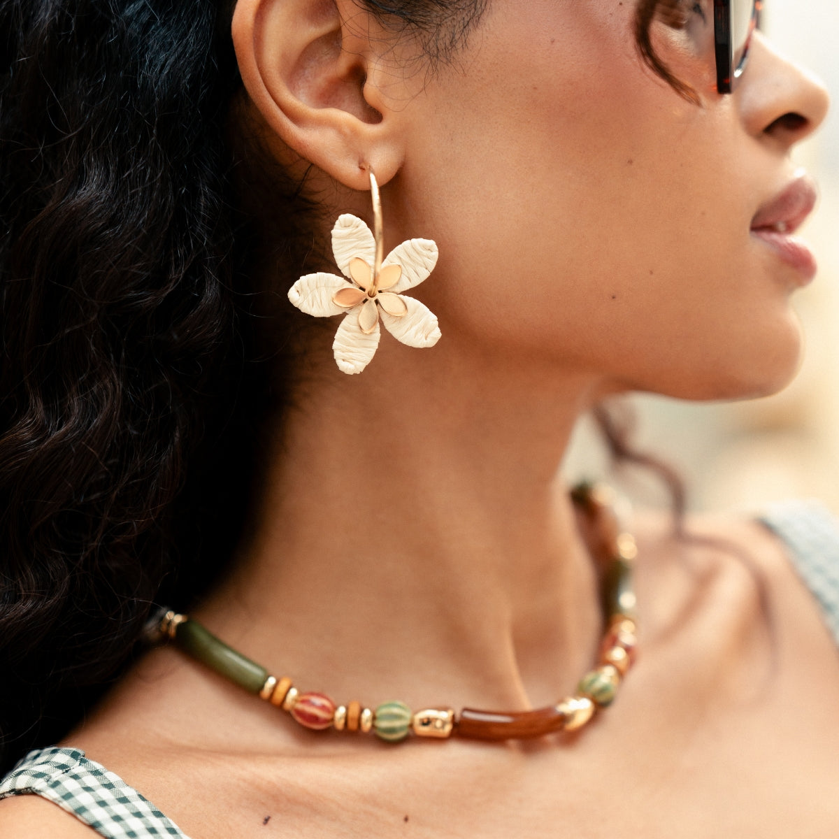 Collier perles fantaisie vert et marron