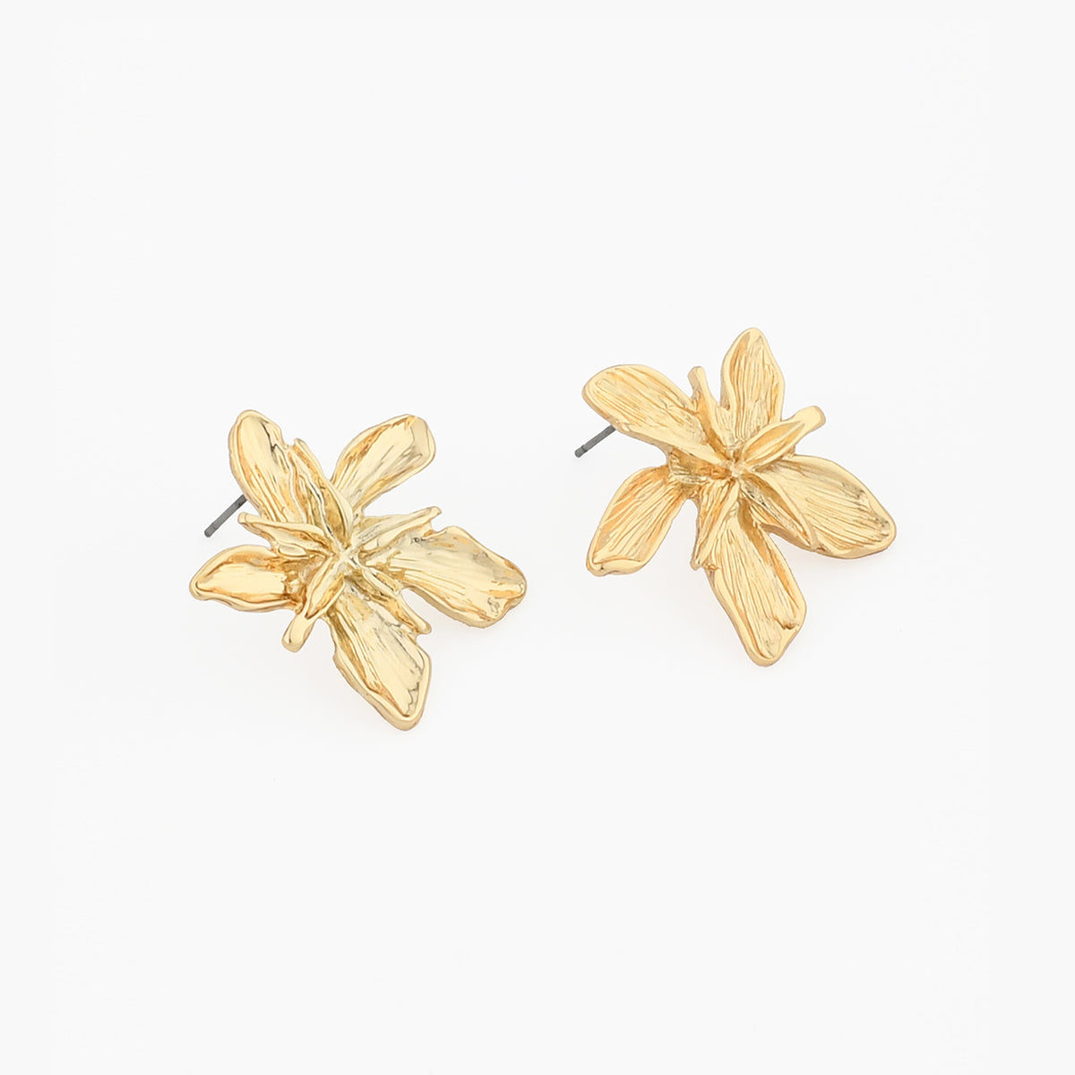 Boucles d'oreilles fleurs texturées dorées
