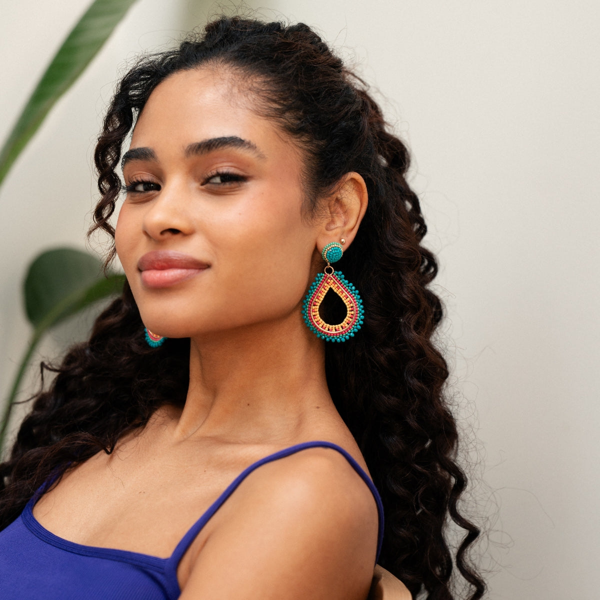 Boucle d'oreilles goutte perle de rocaille bleu et orange