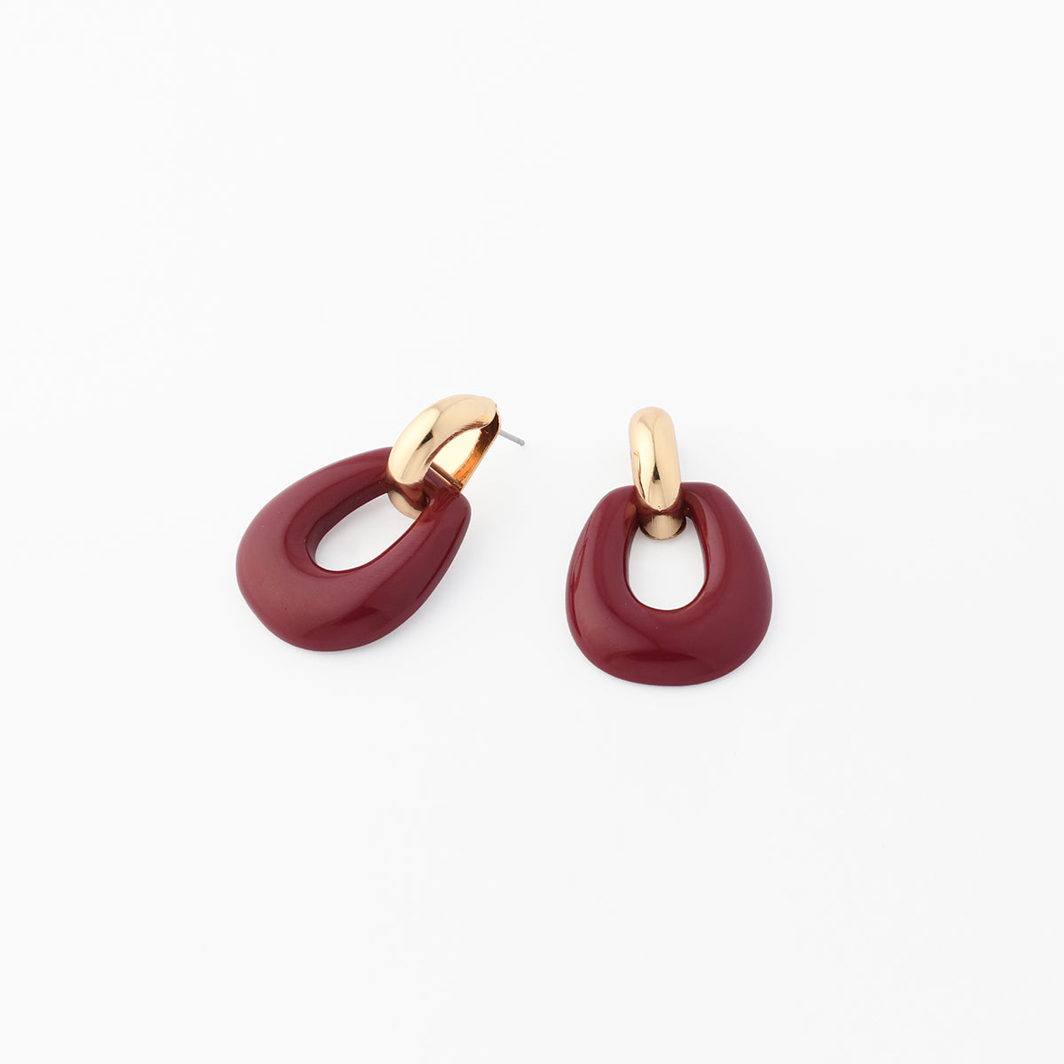Boucles d'oreilles vintage en résine bordeaux