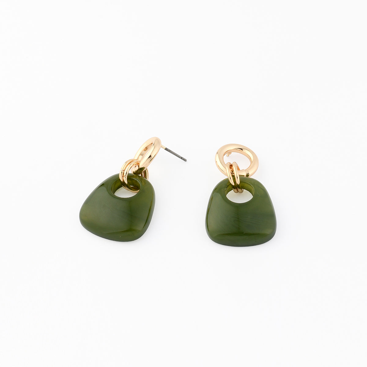 Boucles d'oreilles vertes en résine
