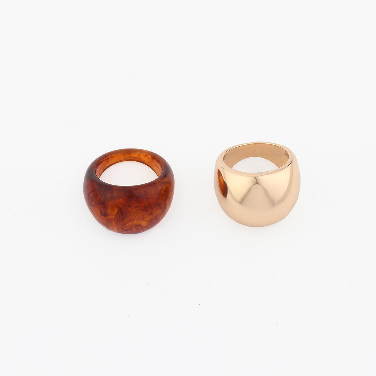 Set de 2 bagues marron et dorées