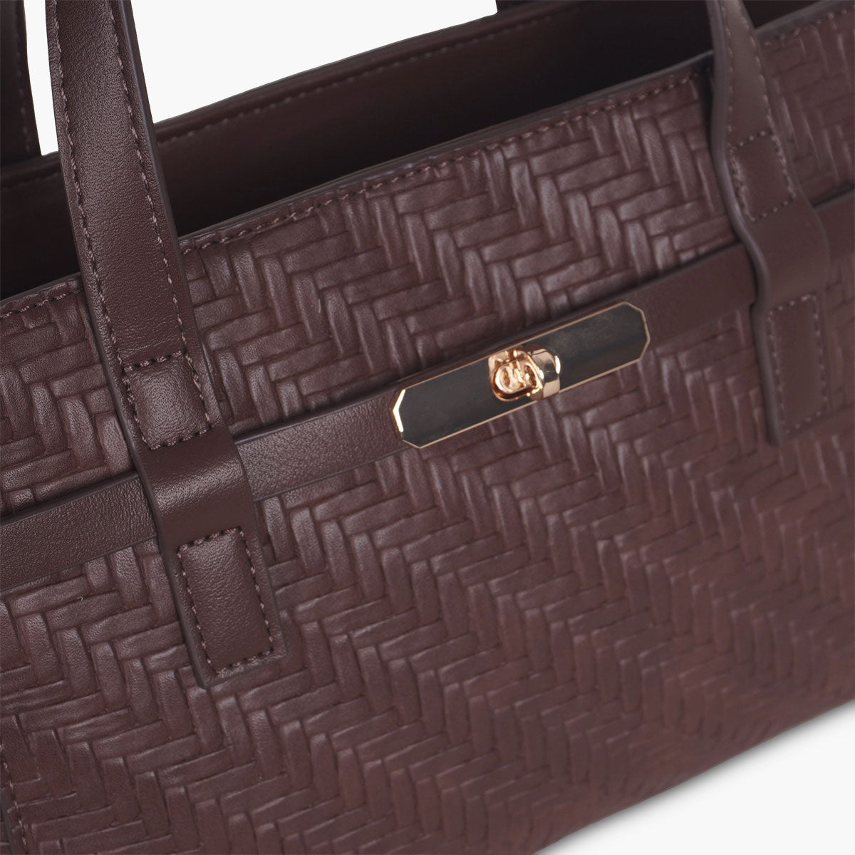 Sac à main effet tressé marron