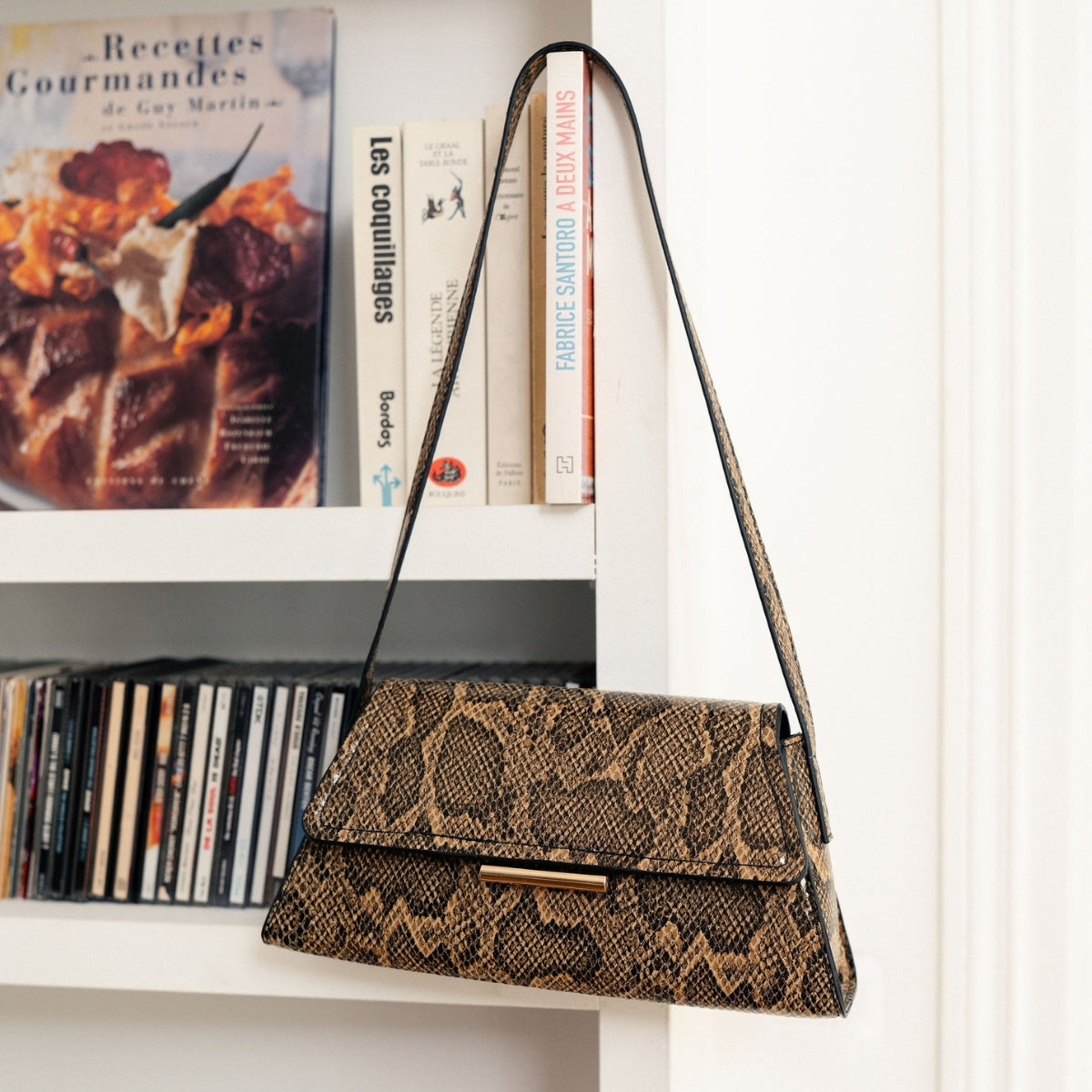 Petit sac trapèze effet python