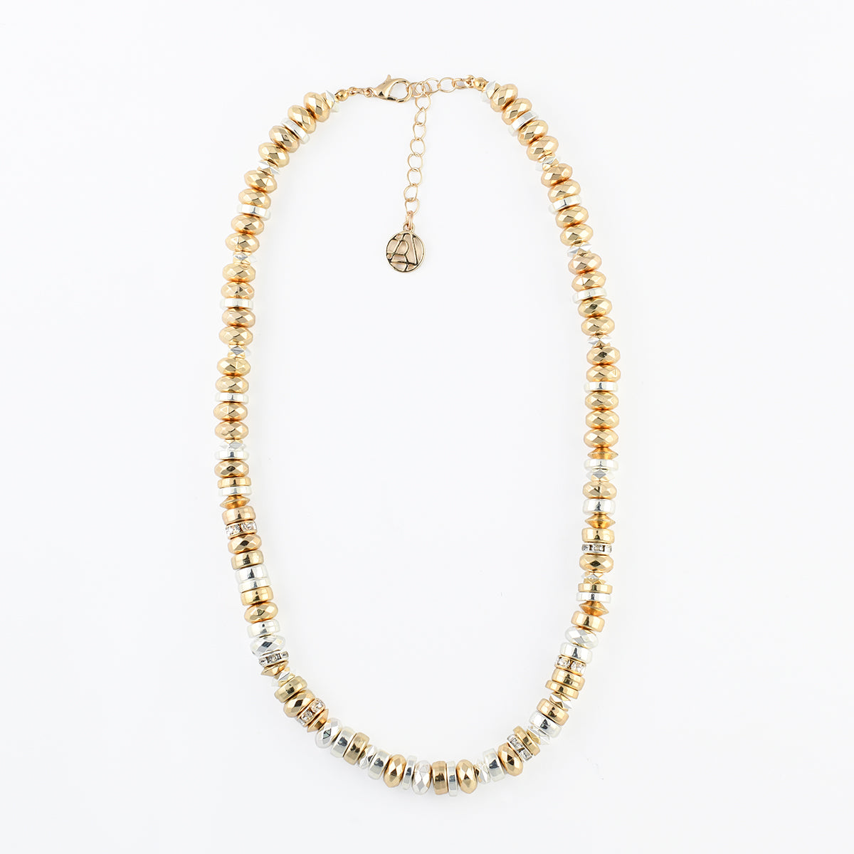 Collier à perles fantaisie dorées et argentées