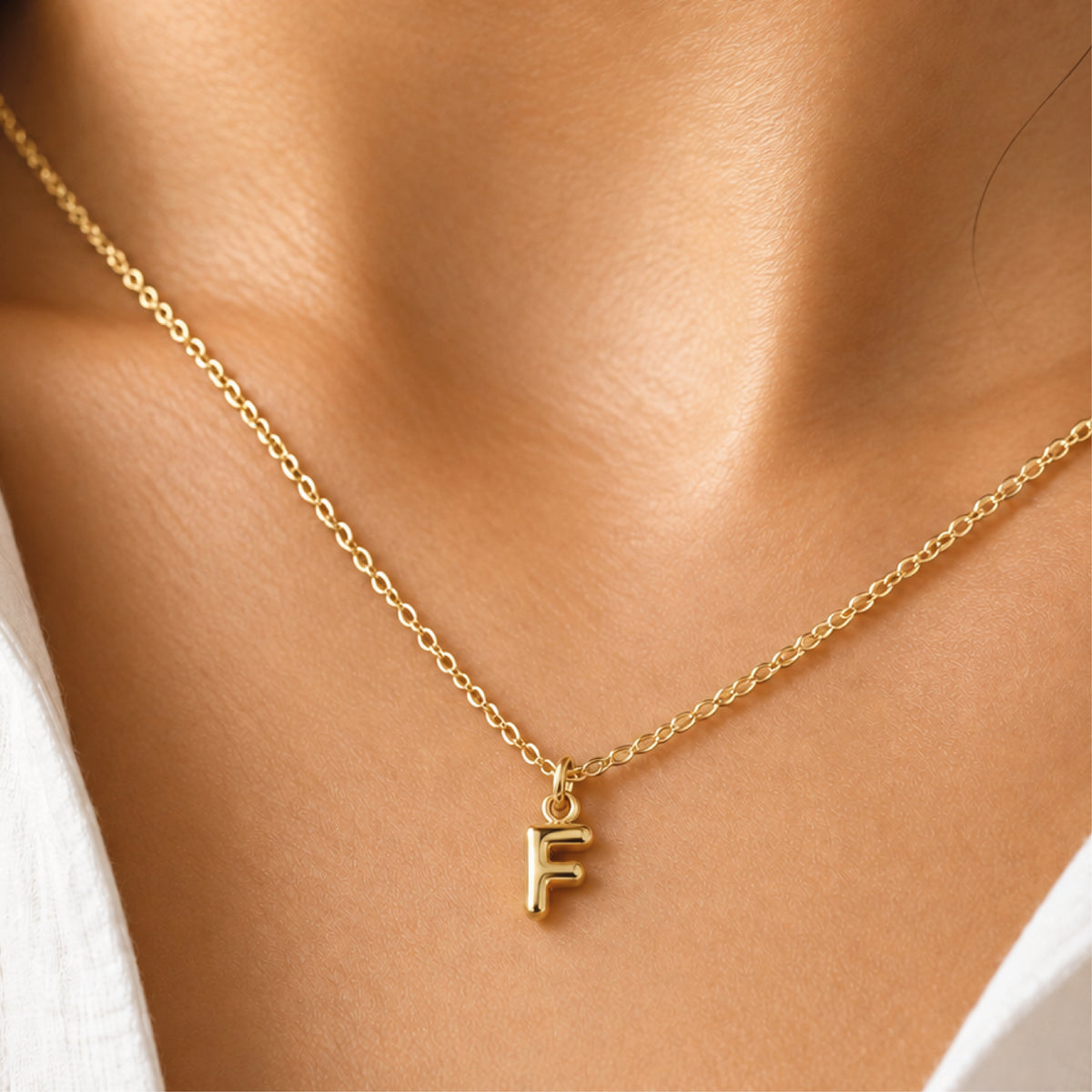 Collier à pendentif lettre F acier inoxydable